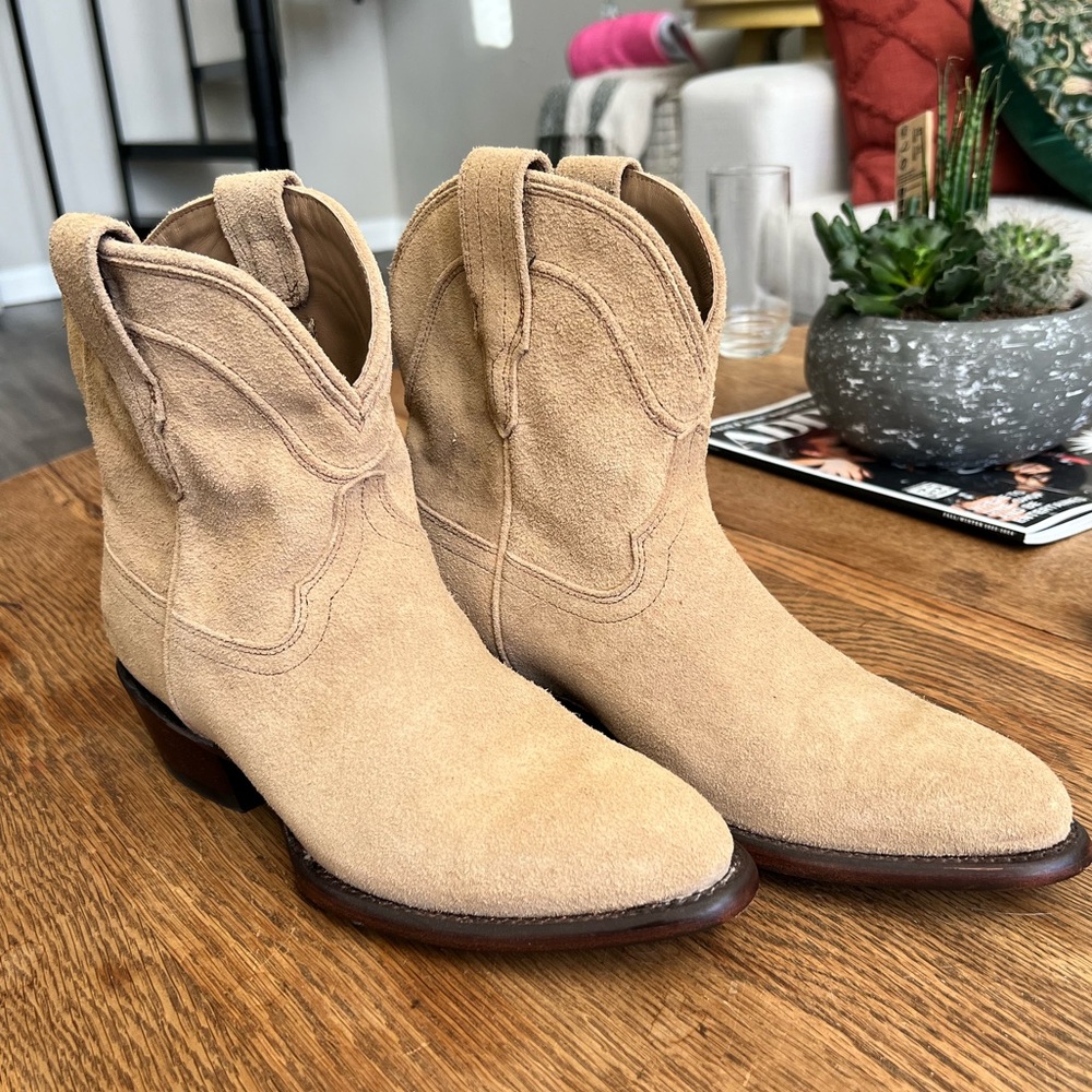 Tecovas Lucy bootie in sand suede - worn once! Size 7.5